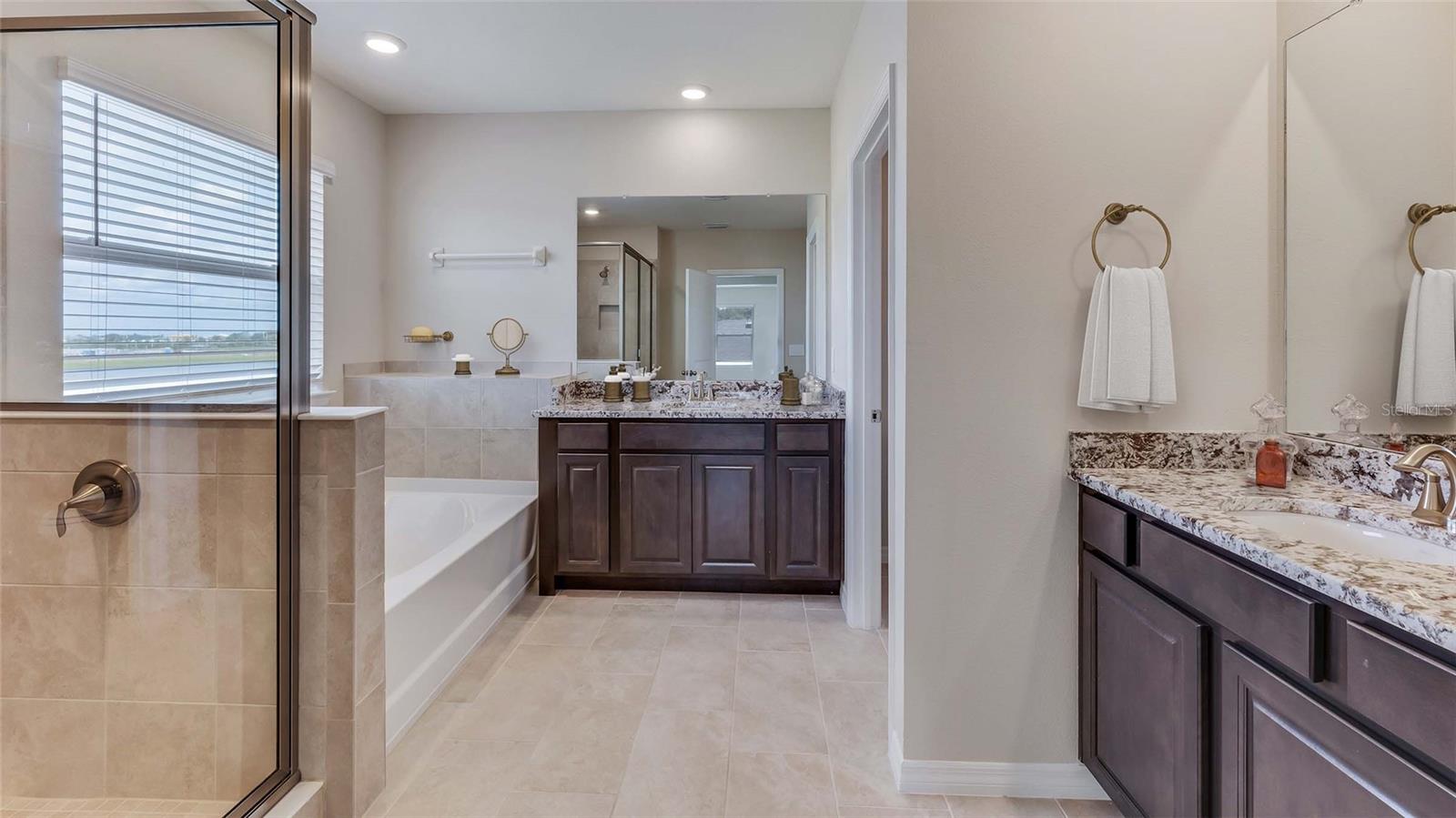 Image 3 of 31 For 18222 Gander Terrace