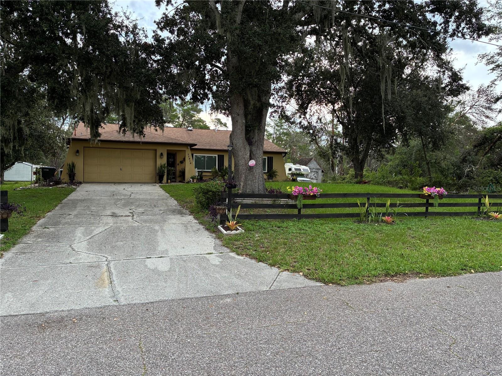 Image 2 of 25 For 11512 Grovewood Boulevard