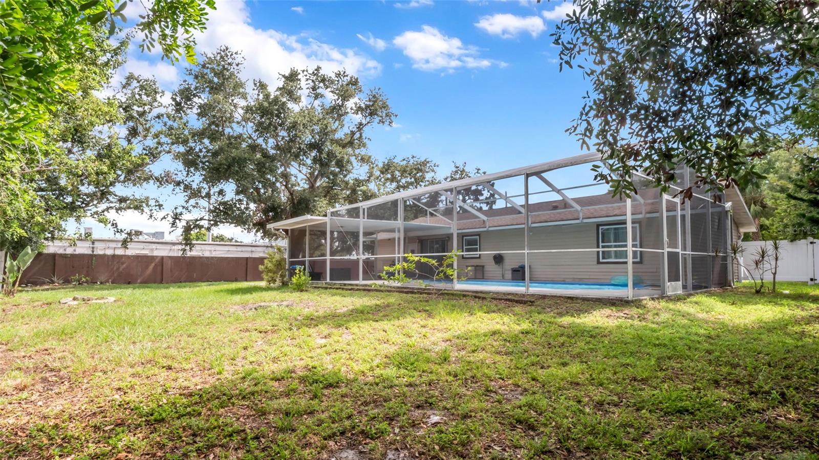 Image 14 of 39 For 1583 Tarpon Avenue