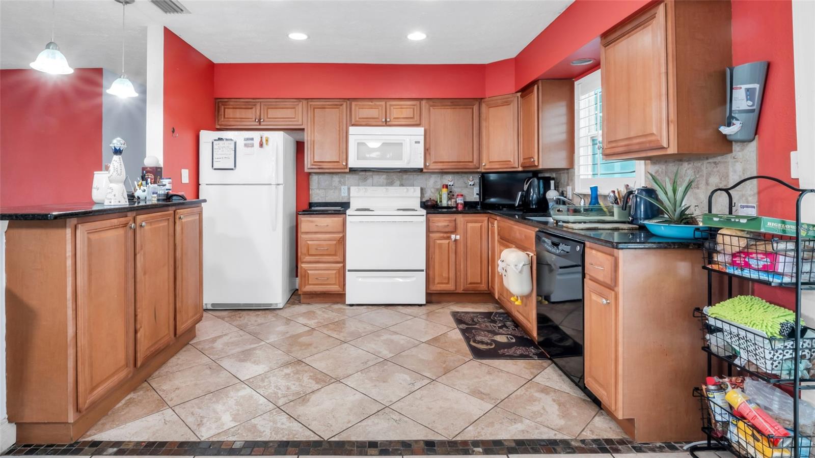 Image 20 of 39 For 1583 Tarpon Avenue