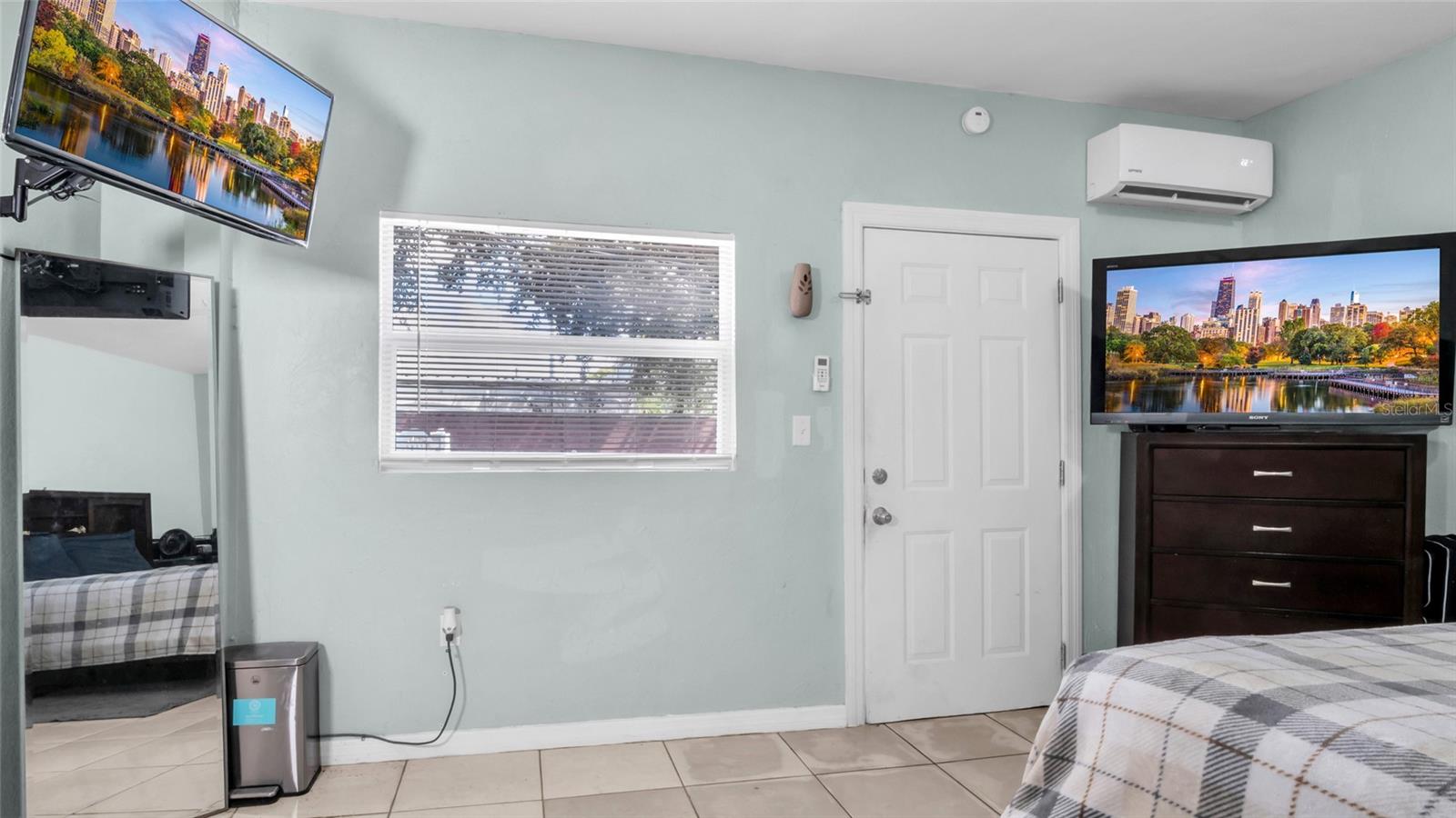 Image 32 of 39 For 1583 Tarpon Avenue