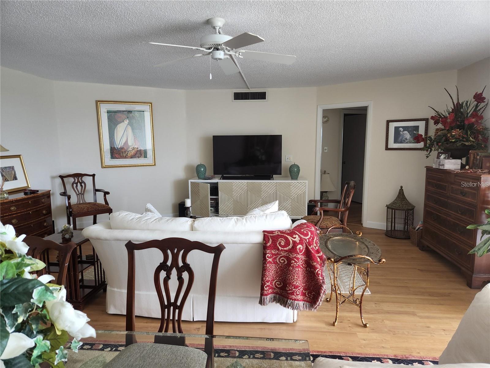Image 12 of 24 For 435 Gulfstream Avenue 702