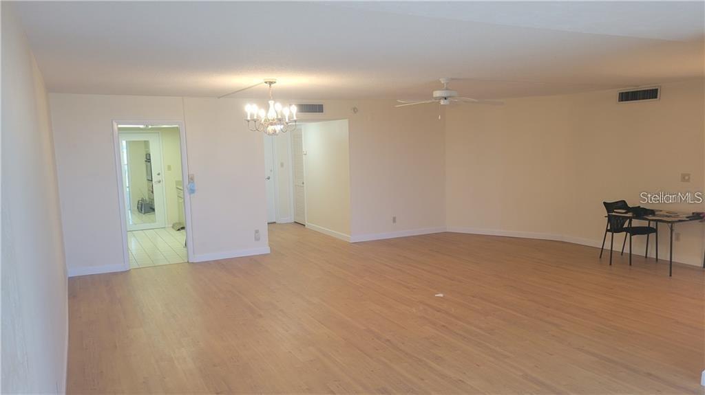 Image 9 of 24 For 435 Gulfstream Avenue 702