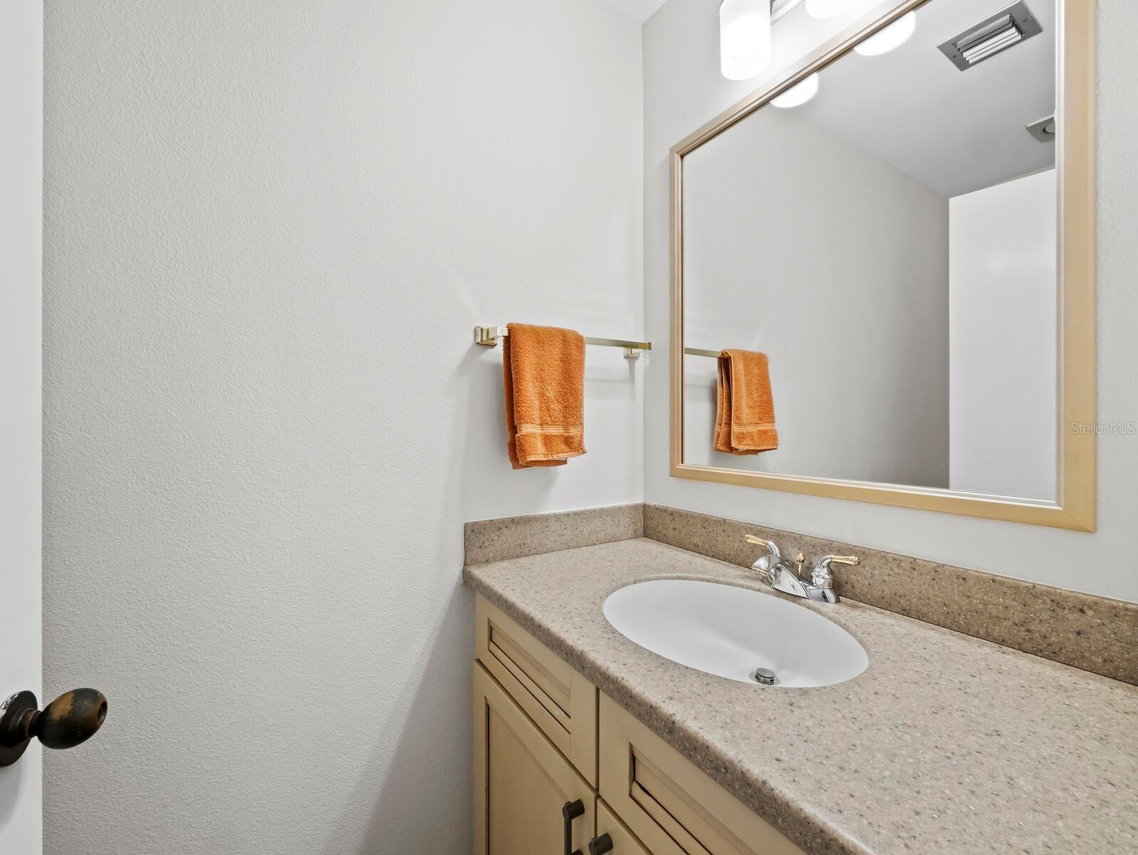 Image 15 of 65 For 1904 Harbourside Drive 202