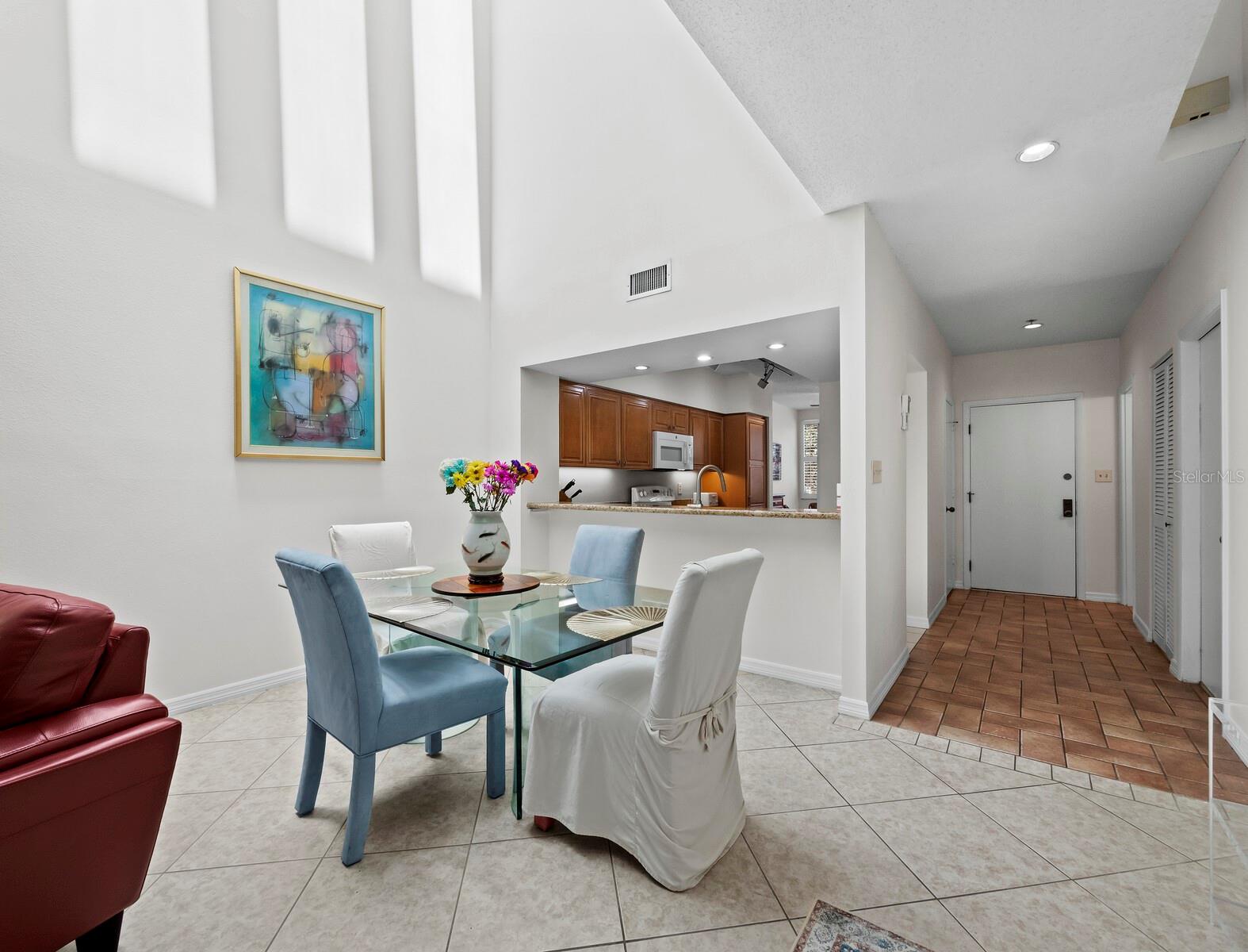 Image 3 of 65 For 1904 Harbourside Drive 202