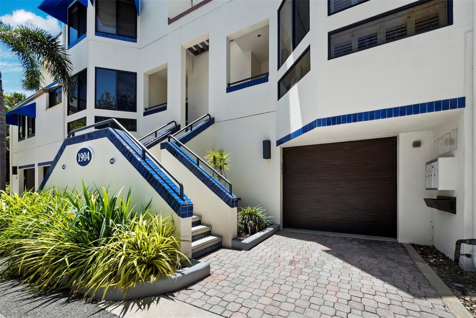 Image 30 of 65 For 1904 Harbourside Drive 202