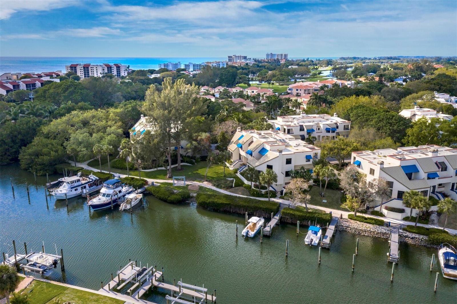 Image 34 of 65 For 1904 Harbourside Drive 202