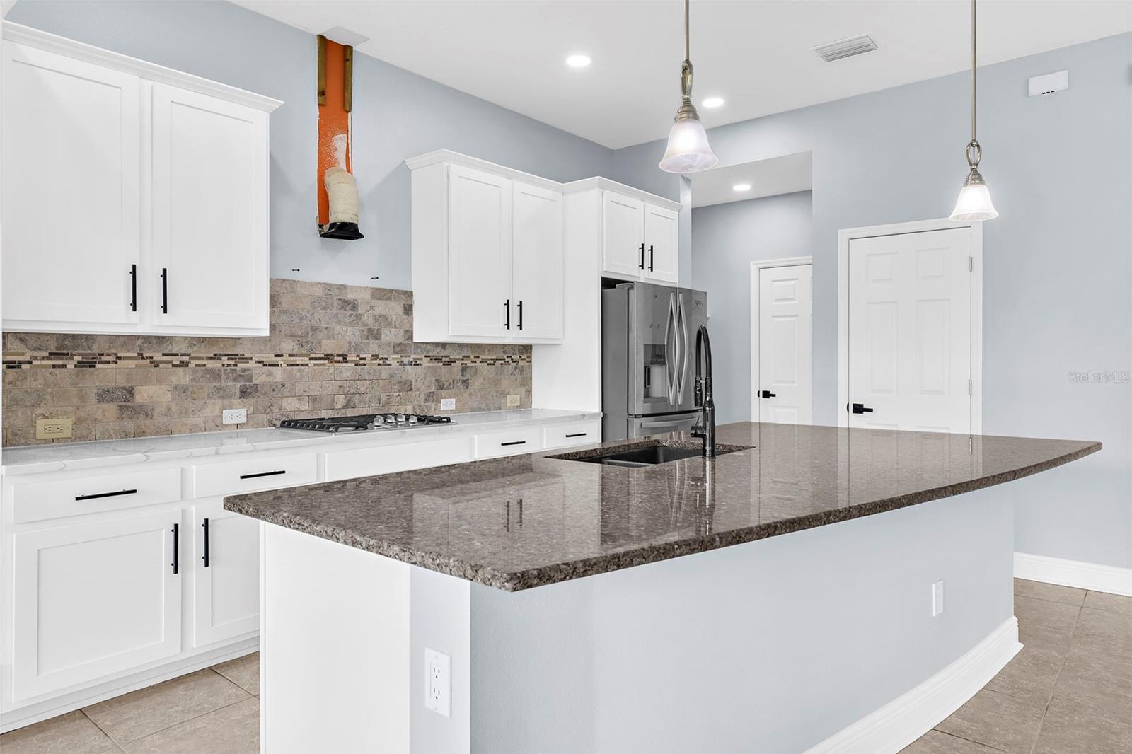 Image 12 of 45 For 6909 Old Benton Drive
