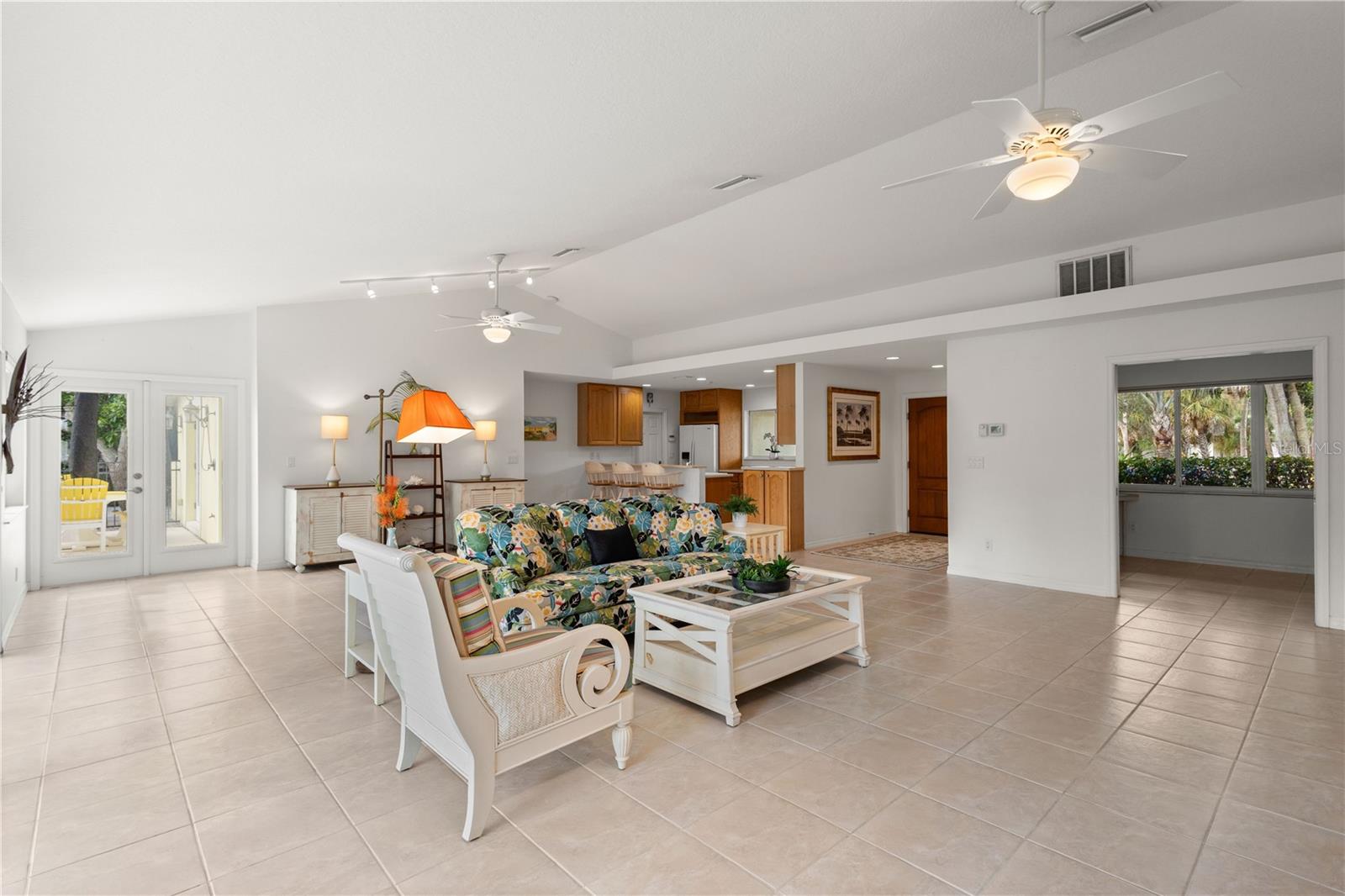 Image 10 of 66 For 5215 Cape Leyte Drive