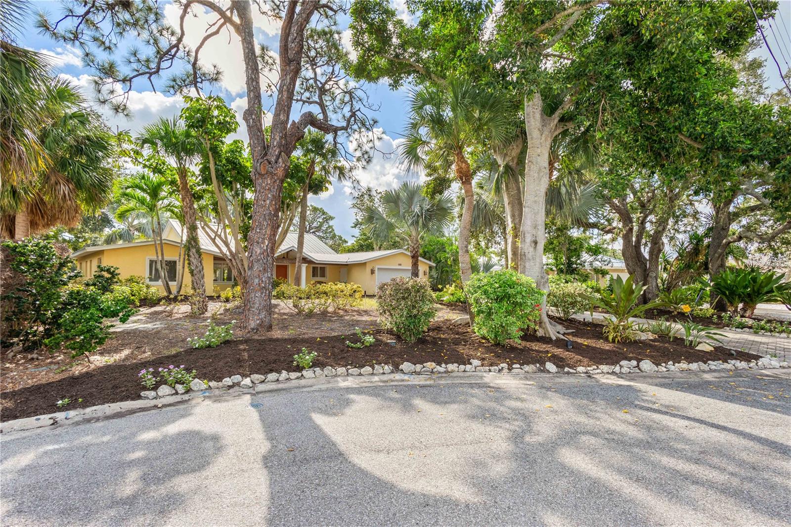 Image 2 of 66 For 5215 Cape Leyte Drive