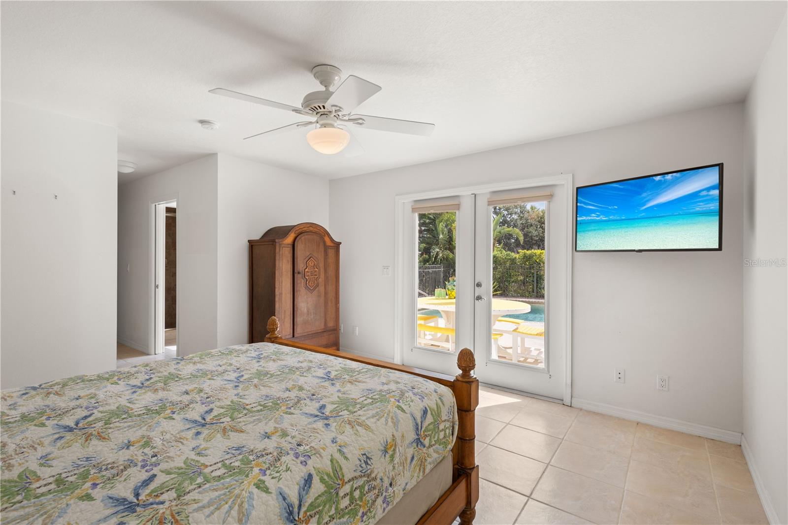 Image 23 of 66 For 5215 Cape Leyte Drive
