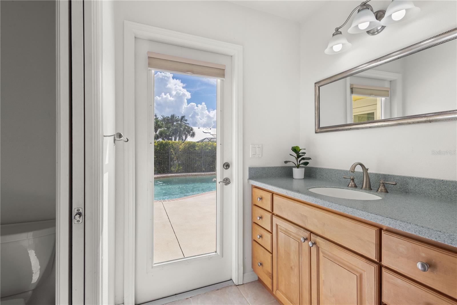 Image 24 of 66 For 5215 Cape Leyte Drive