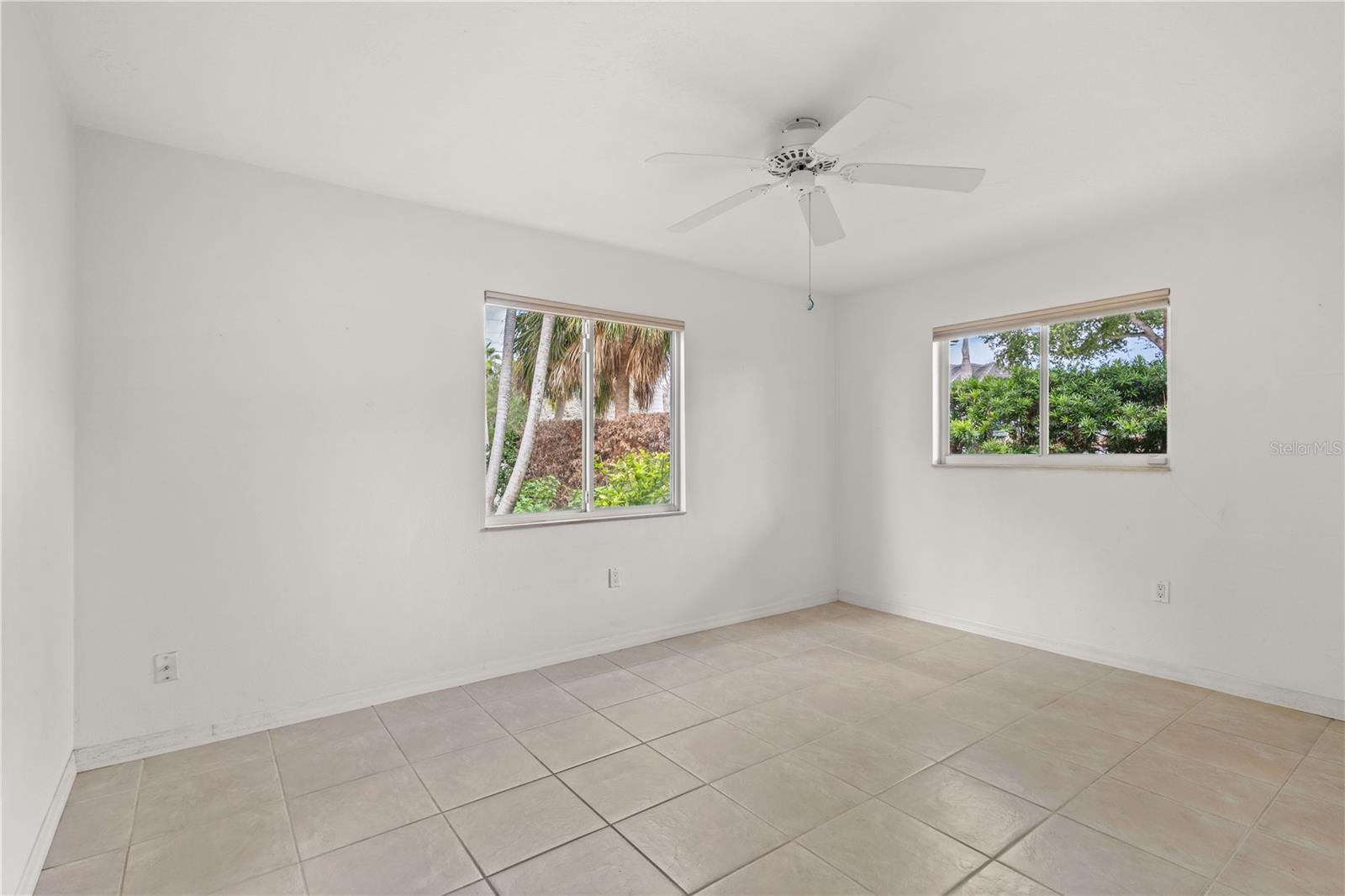 Image 30 of 66 For 5215 Cape Leyte Drive