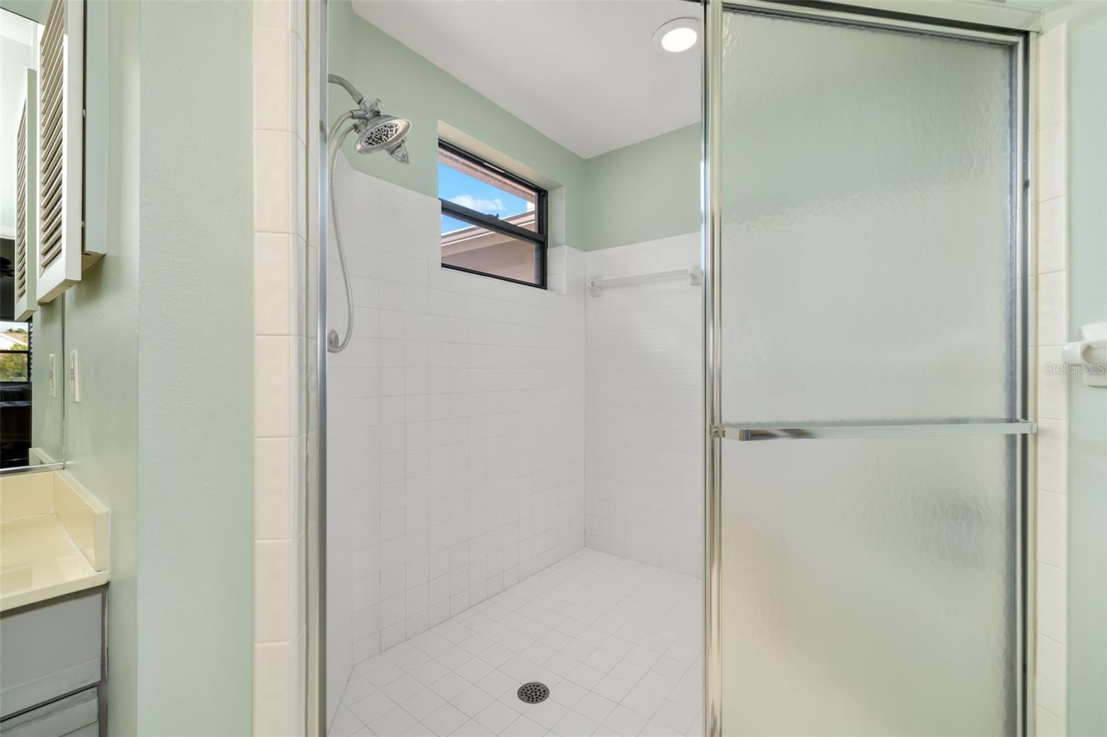 Image 37 of 58 For 5287 Heron Way 205