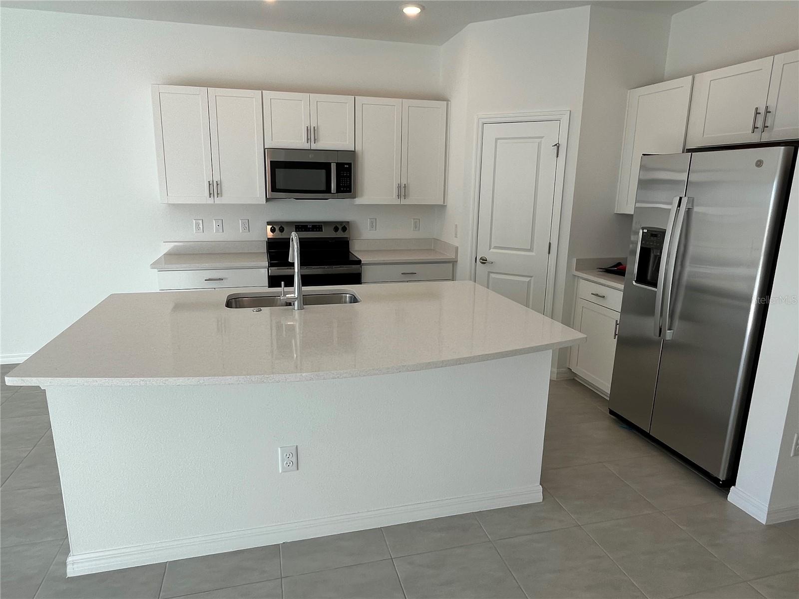 Image 3 of 25 For 5845 Biscotti St