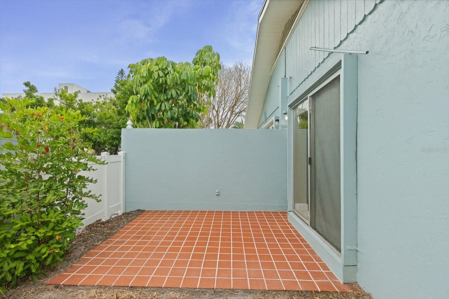 Image 11 of 20 For 170 Roosevelt Drive 1