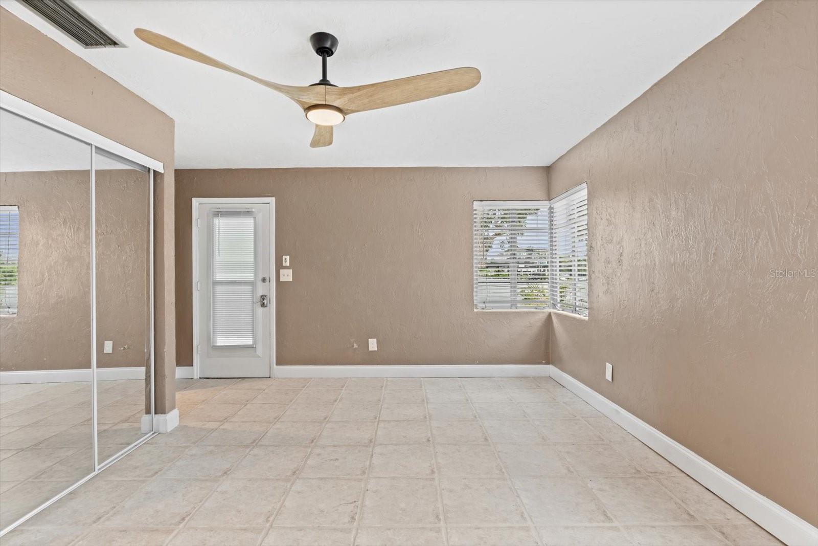 Image 9 of 20 For 170 Roosevelt Drive 1