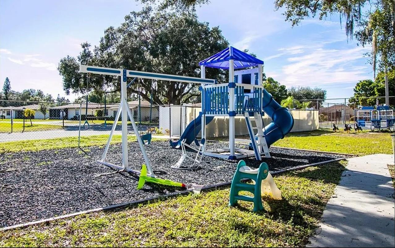 Image 31 of 32 For 3225 Ramblewood Drive