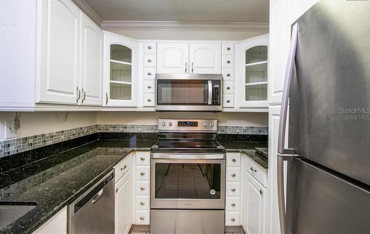 Image 6 of 32 For 3225 Ramblewood Drive