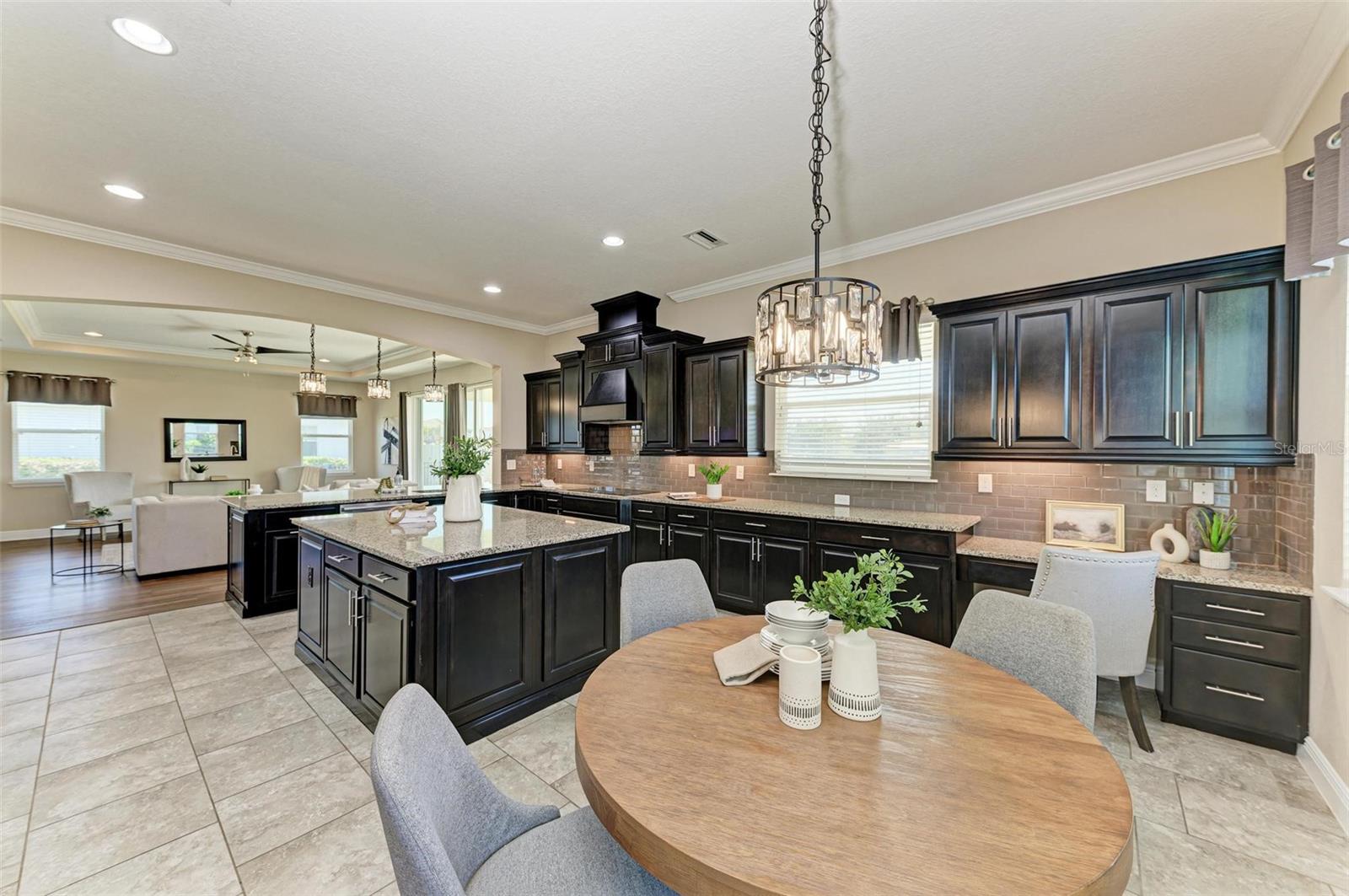 Image 24 of 70 For 4789 Vasca Drive