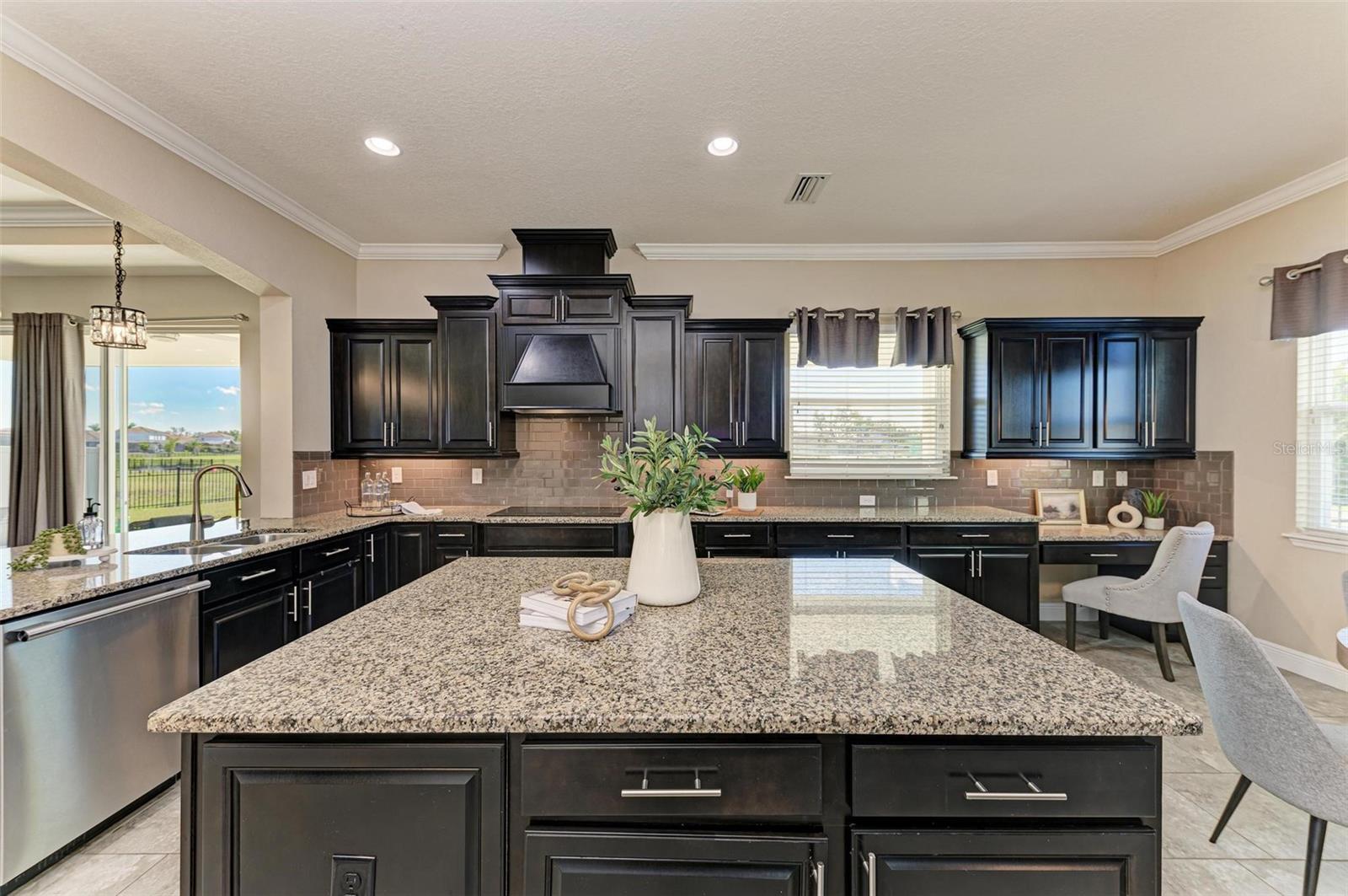 Image 25 of 70 For 4789 Vasca Drive