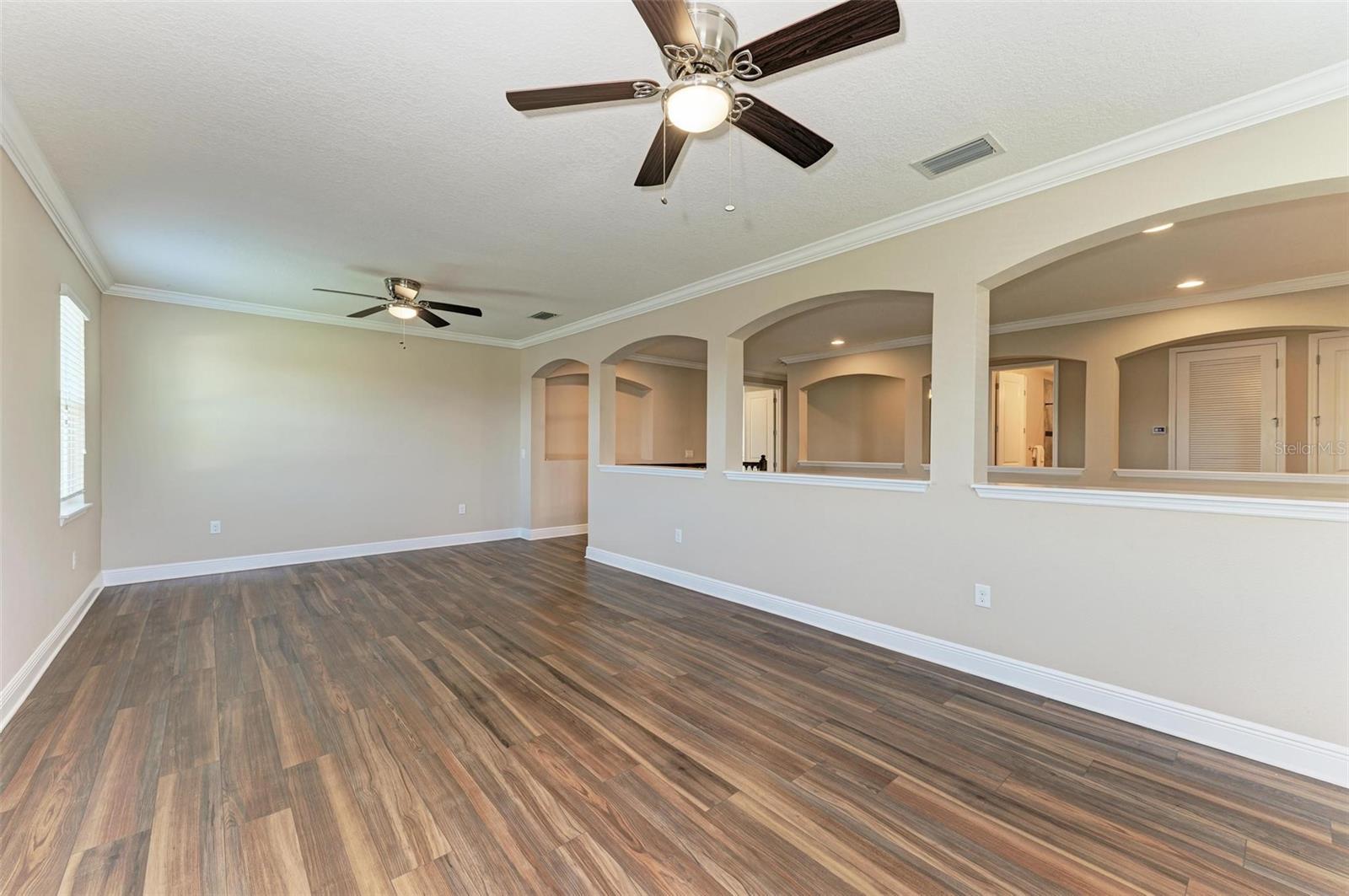 Image 34 of 70 For 4789 Vasca Drive