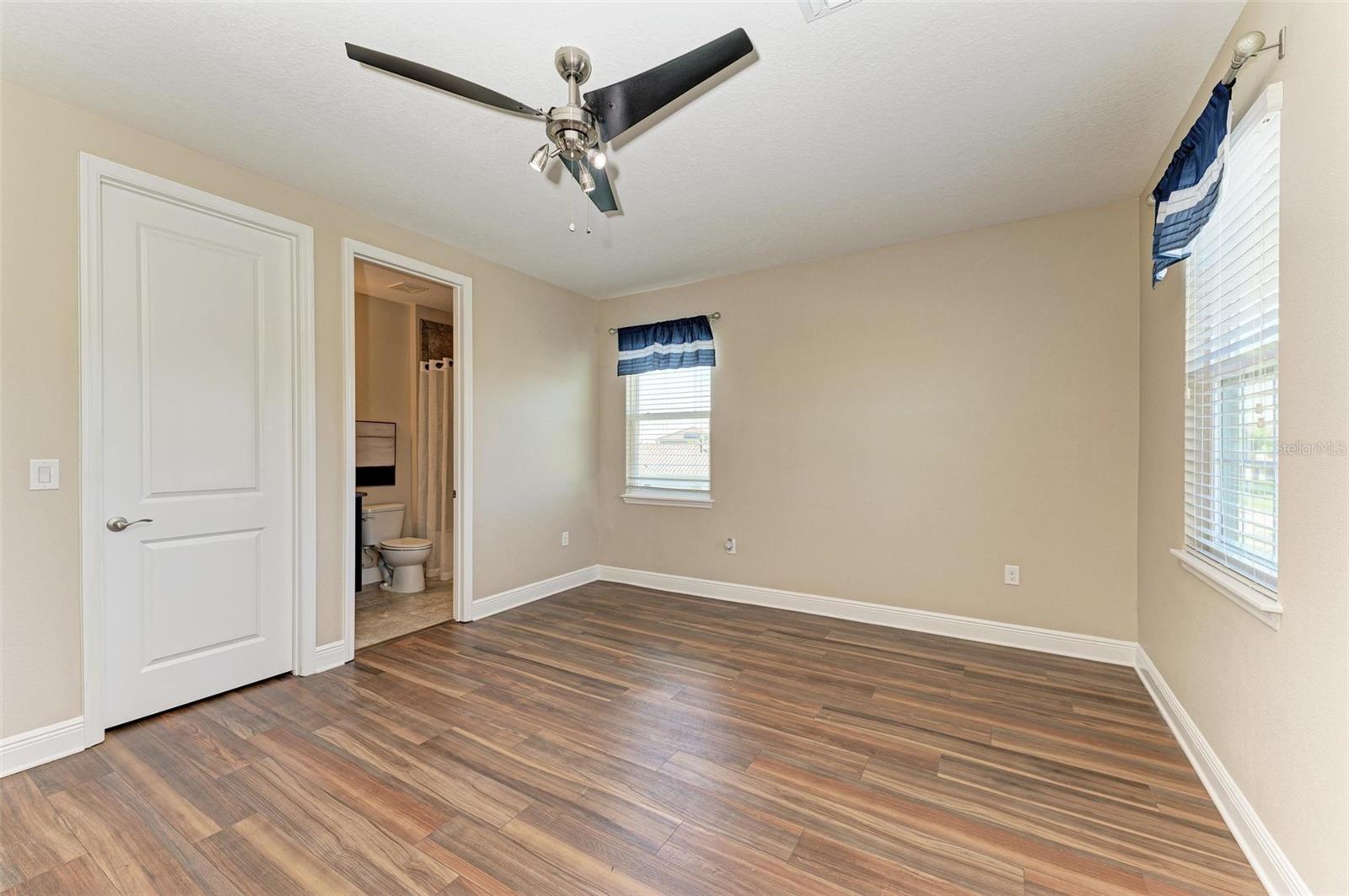 Image 45 of 70 For 4789 Vasca Drive