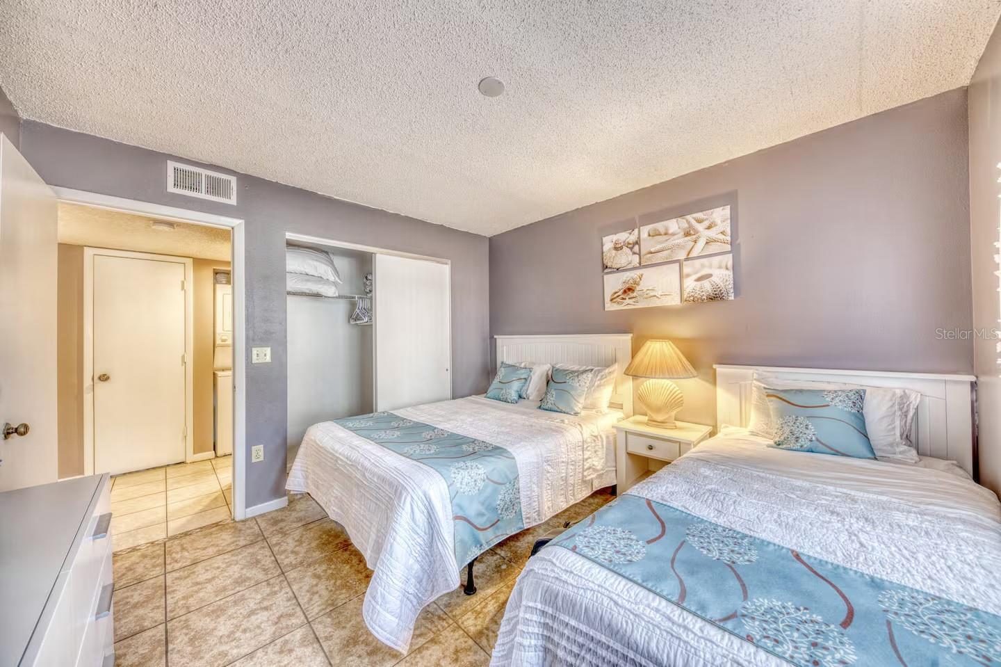 Image 18 of 28 For 4401 46th Avenue W 102