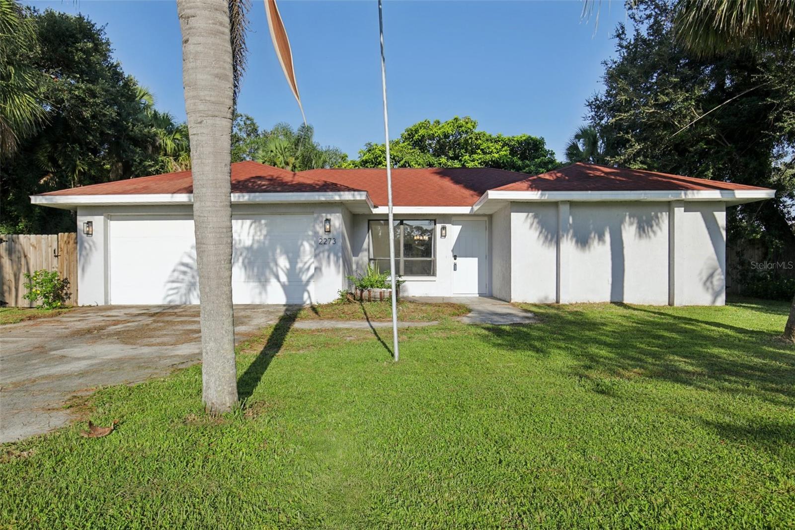 Image 2 of 36 For 2273 Salford Boulevard