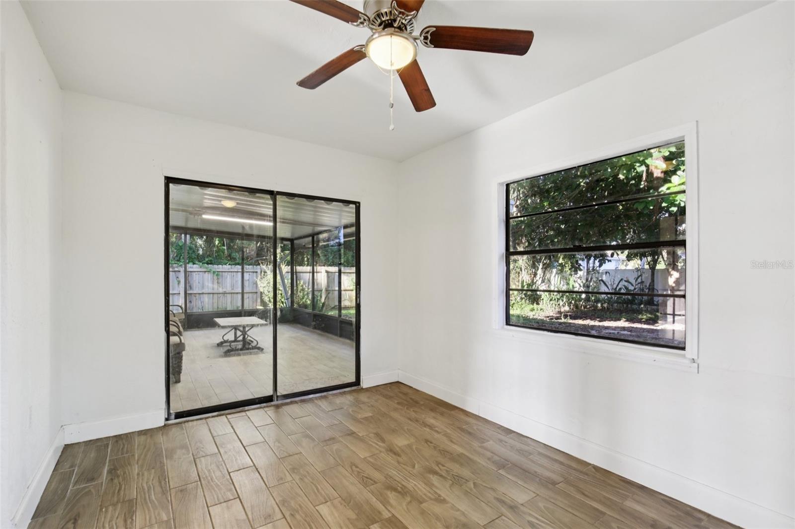 Image 22 of 36 For 2273 Salford Boulevard