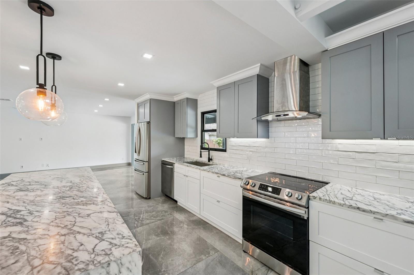 Image 12 of 50 For 4392 Brandywine Drive
