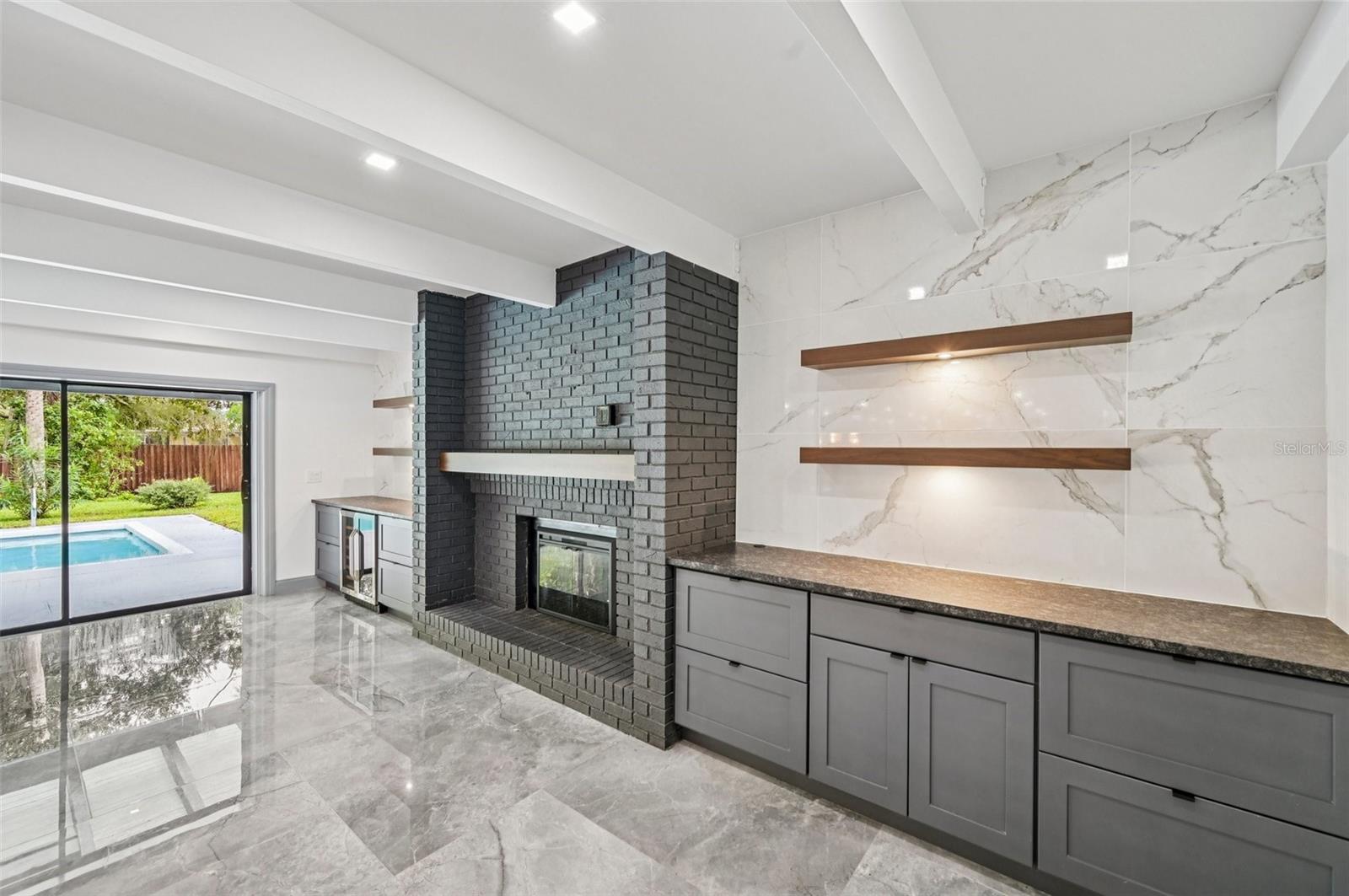 Image 14 of 50 For 4392 Brandywine Drive