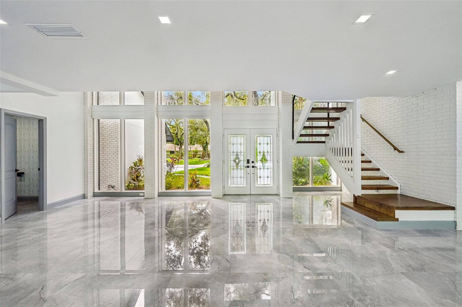 Image 4 of 50 For 4392 Brandywine Drive