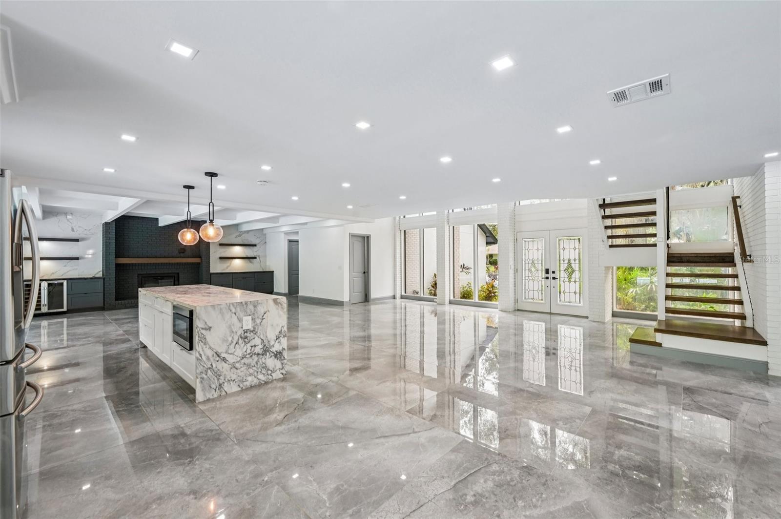Image 7 of 50 For 4392 Brandywine Drive