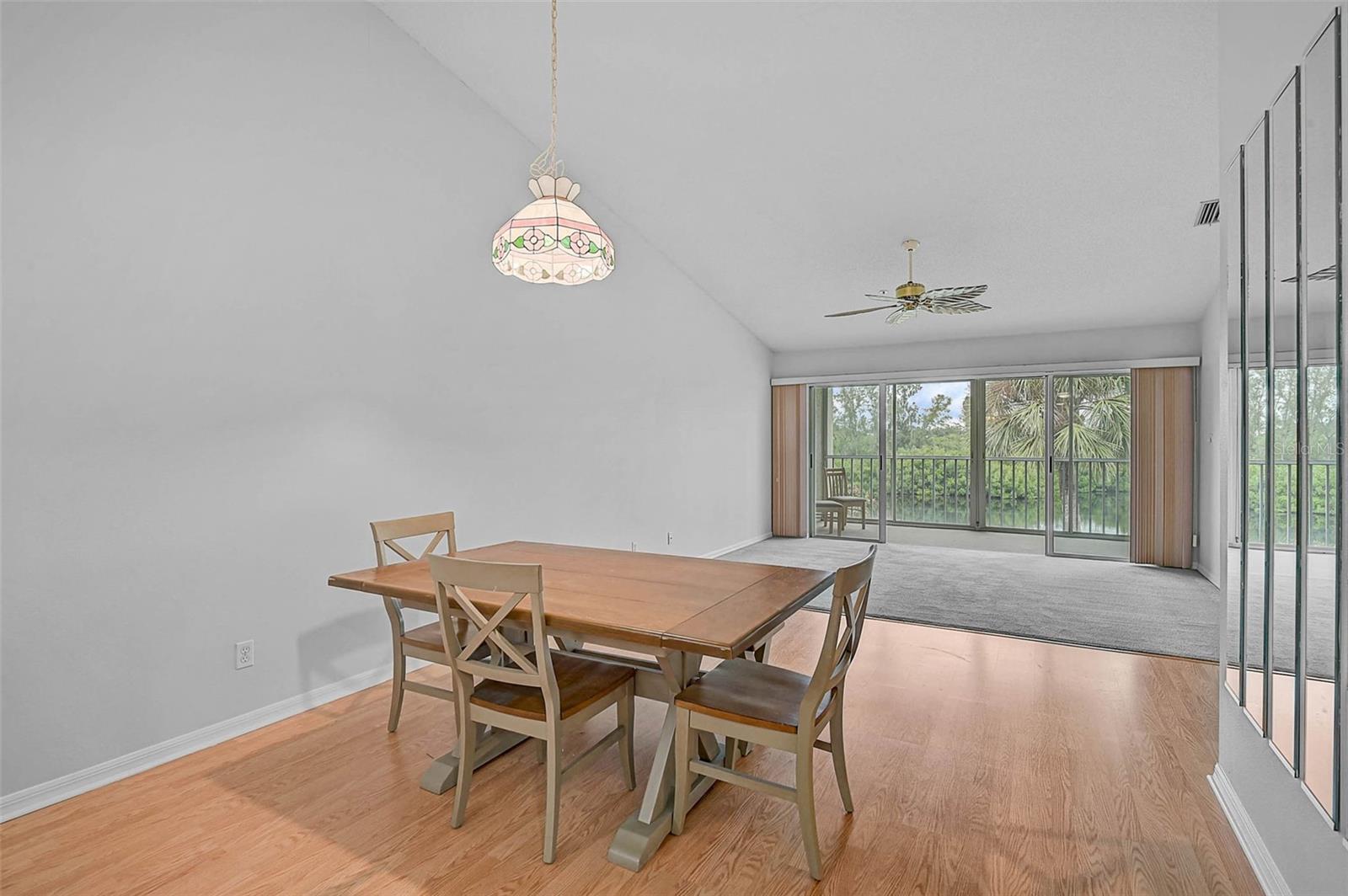 Image 12 of 51 For 811 Waterside Drive 205