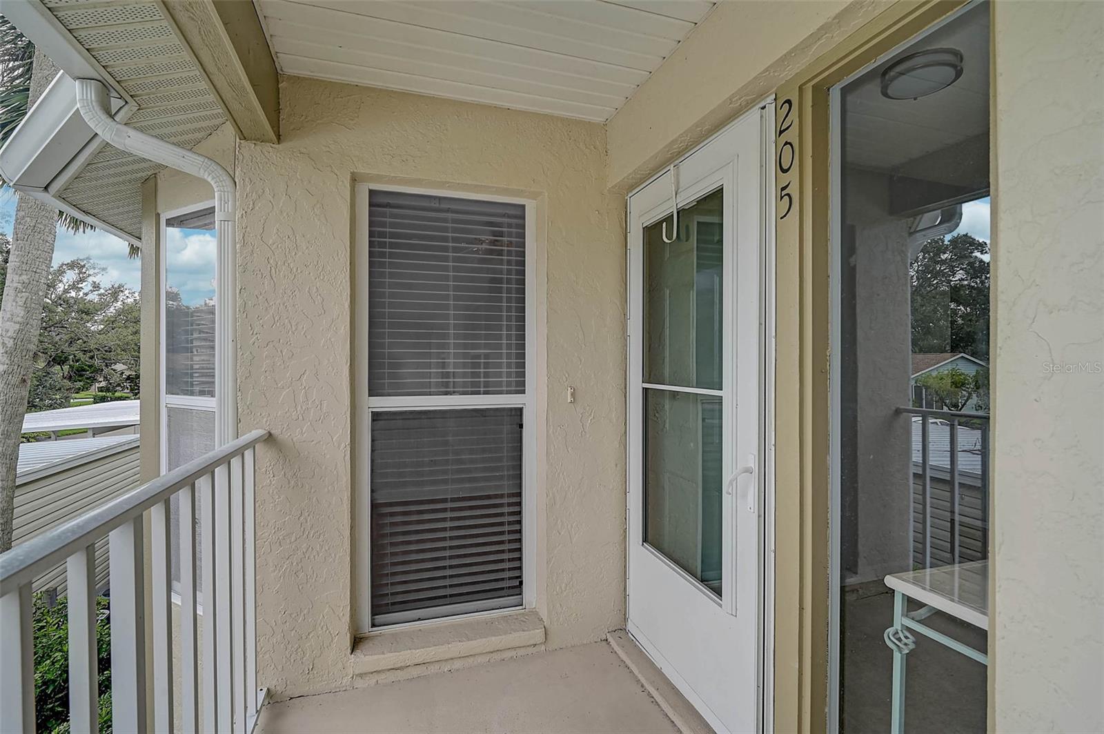 Image 2 of 51 For 811 Waterside Drive 205