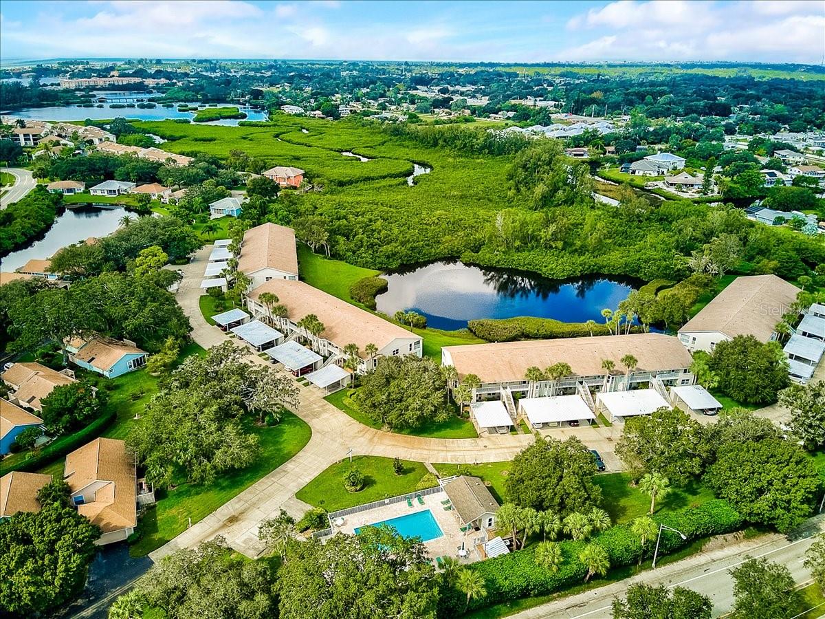 Image 41 of 51 For 811 Waterside Drive 205