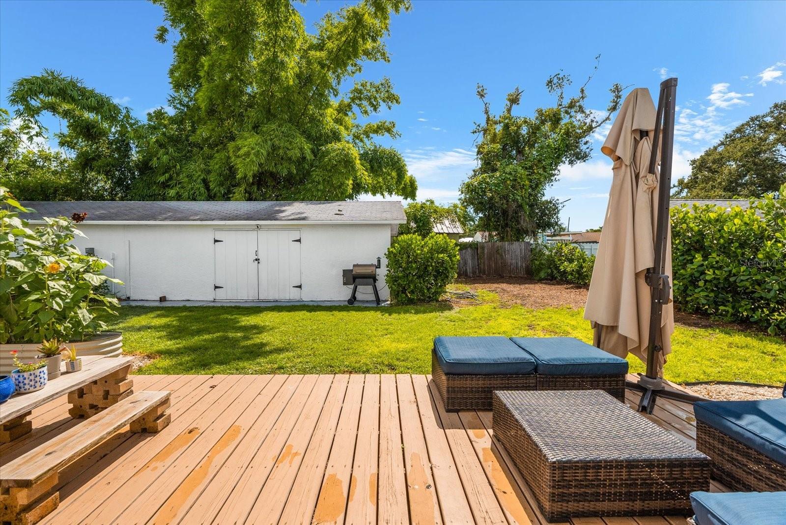 Image 36 of 70 For 841 Hand Avenue
