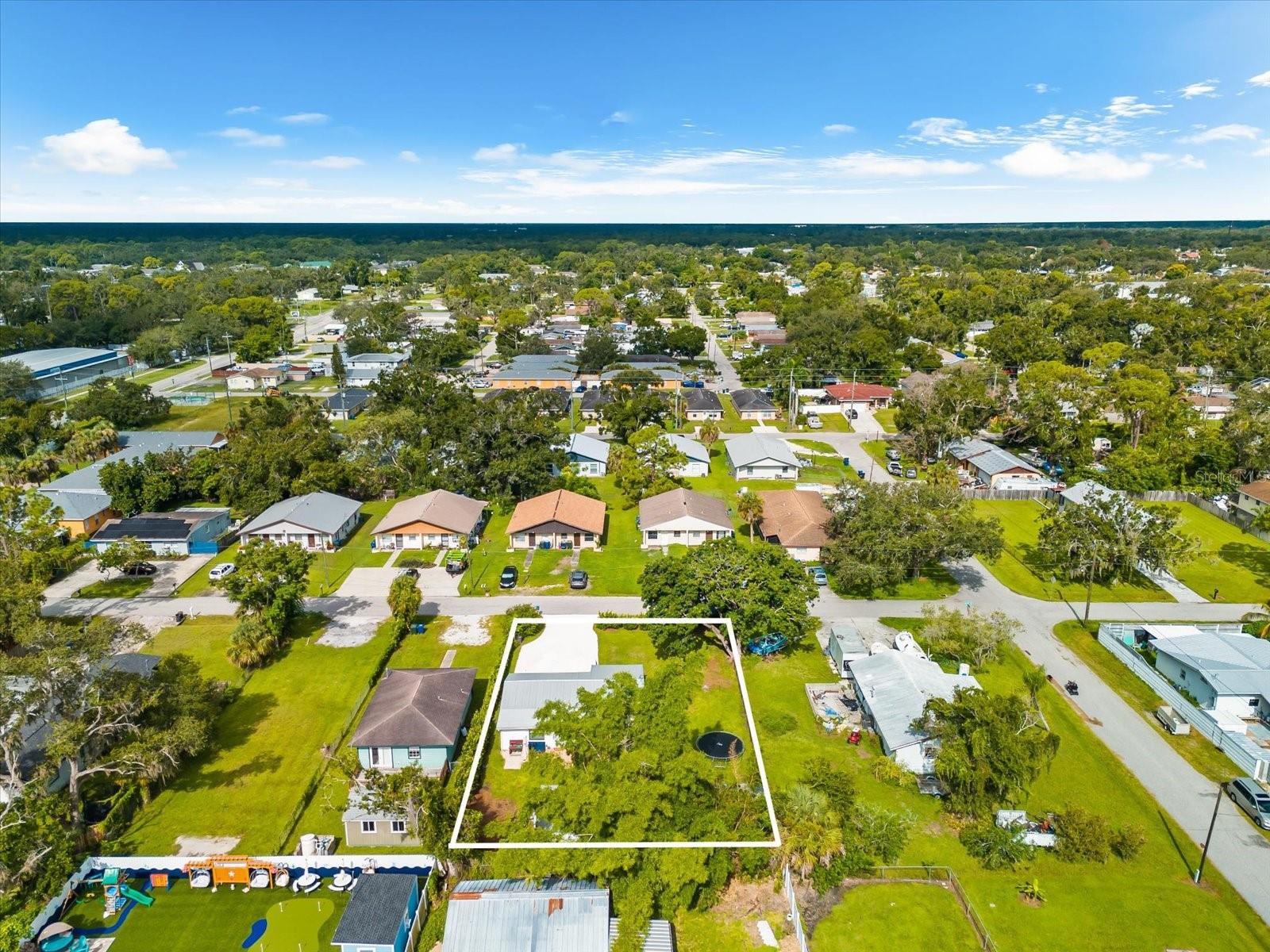 Image 65 of 70 For 841 Hand Avenue