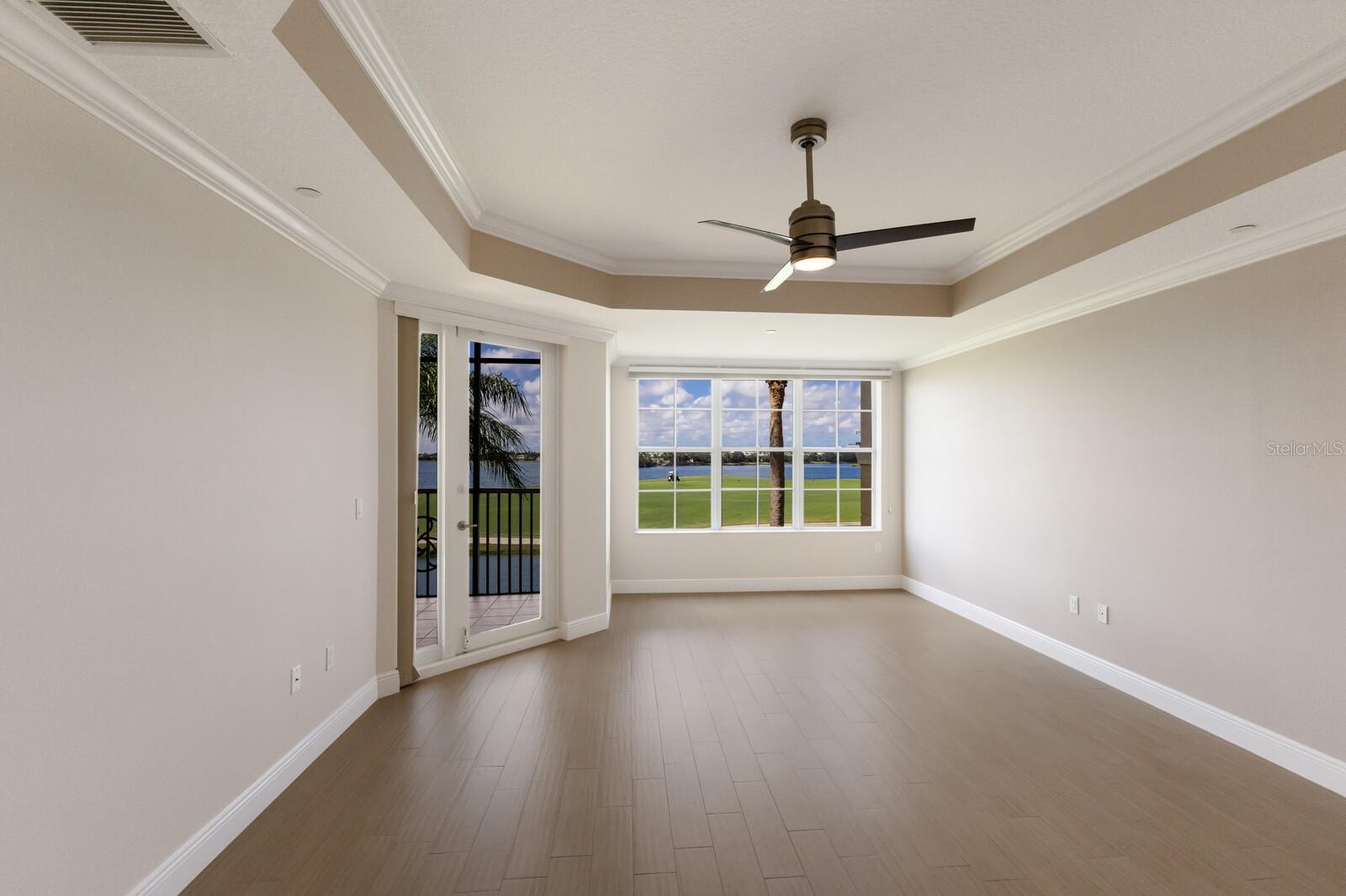 Image 15 of 57 For 6430 Watercrest Way 201
