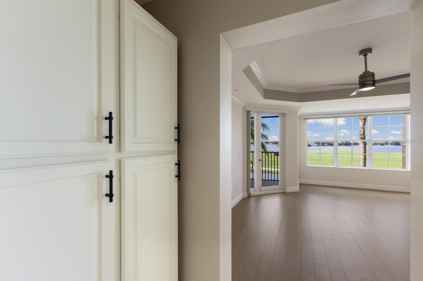 Image 18 of 57 For 6430 Watercrest Way 201