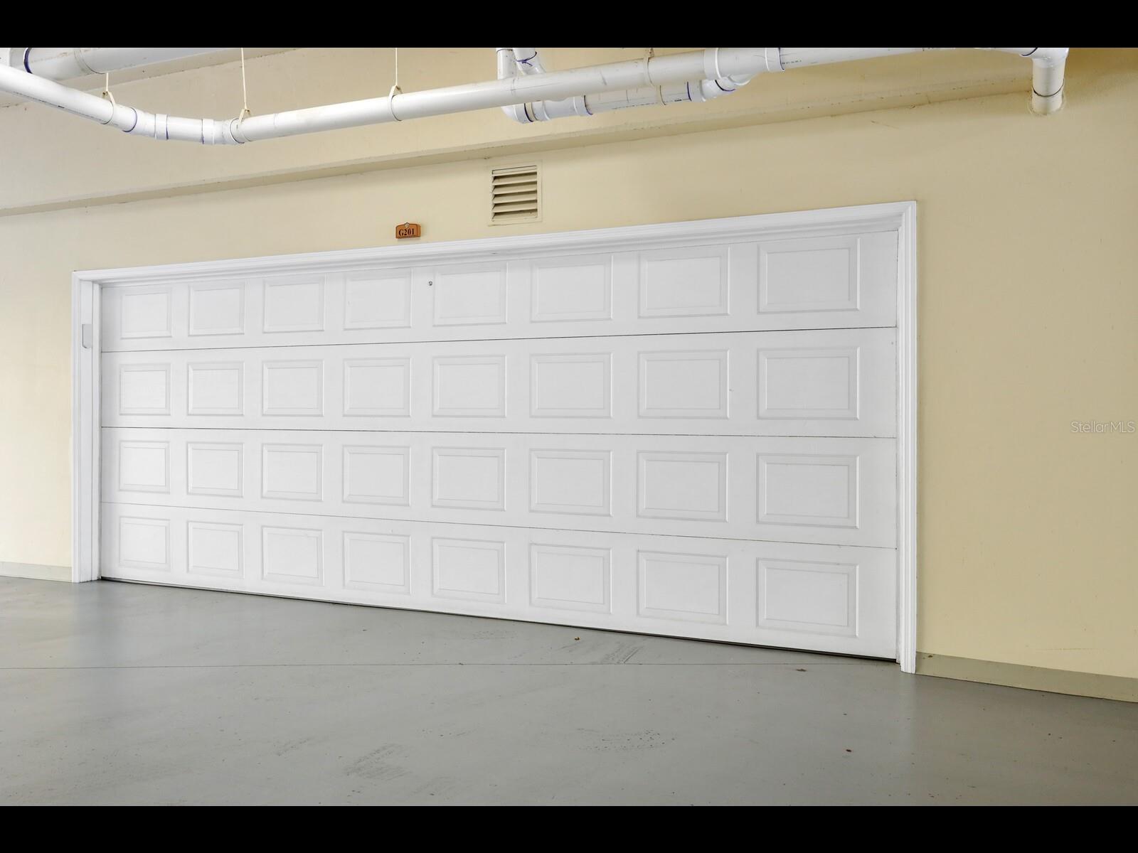 Image 30 of 57 For 6430 Watercrest Way 201