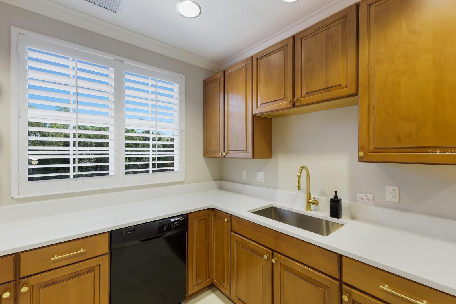 Image 49 of 57 For 6430 Watercrest Way 201