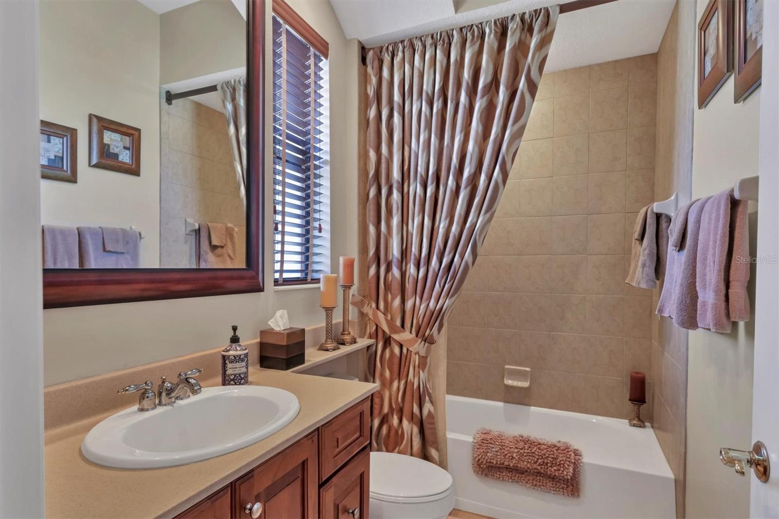 Image 30 of 44 For 4596 Tuscana Drive