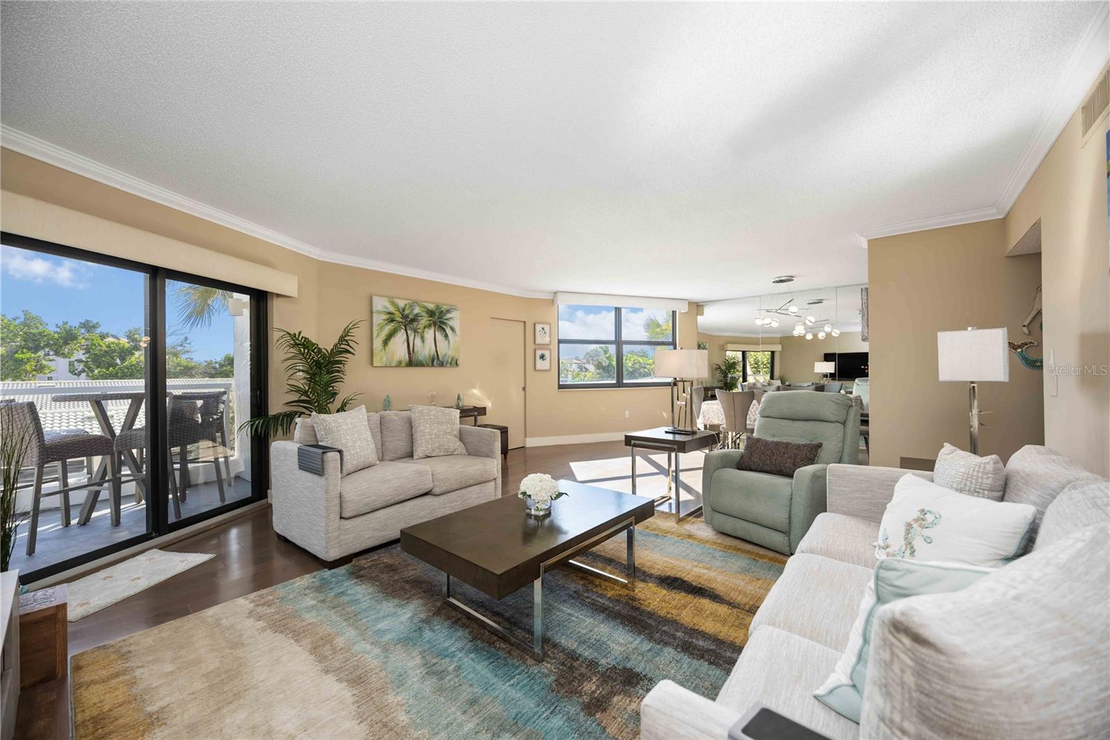 Image 16 of 64 For 1050 Longboat Club Road 204