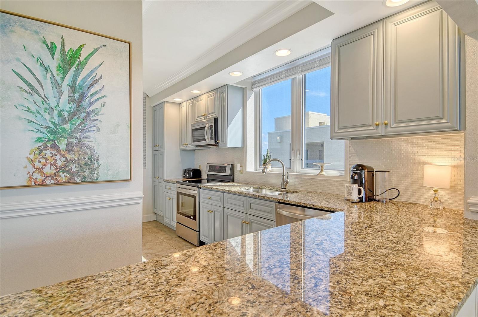 Image 9 of 57 For 1065 Gulf Of Mexico Drive 601
