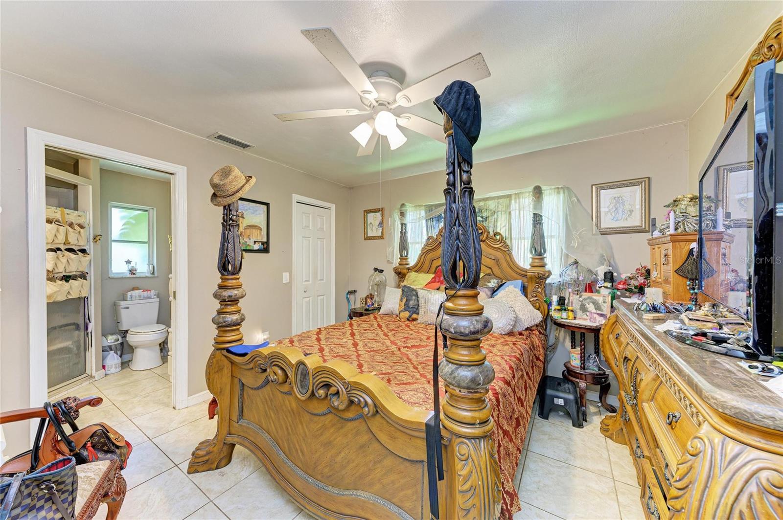 Image 12 of 27 For 620 Burke Road