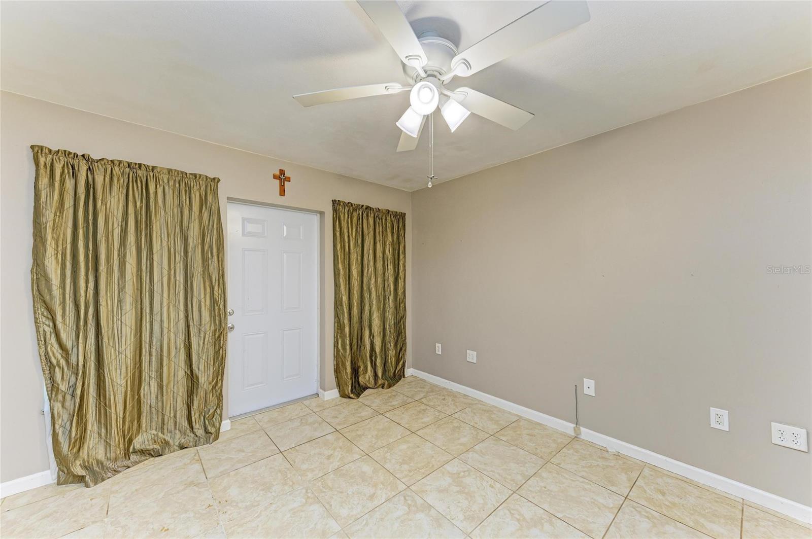 Image 16 of 27 For 620 Burke Road