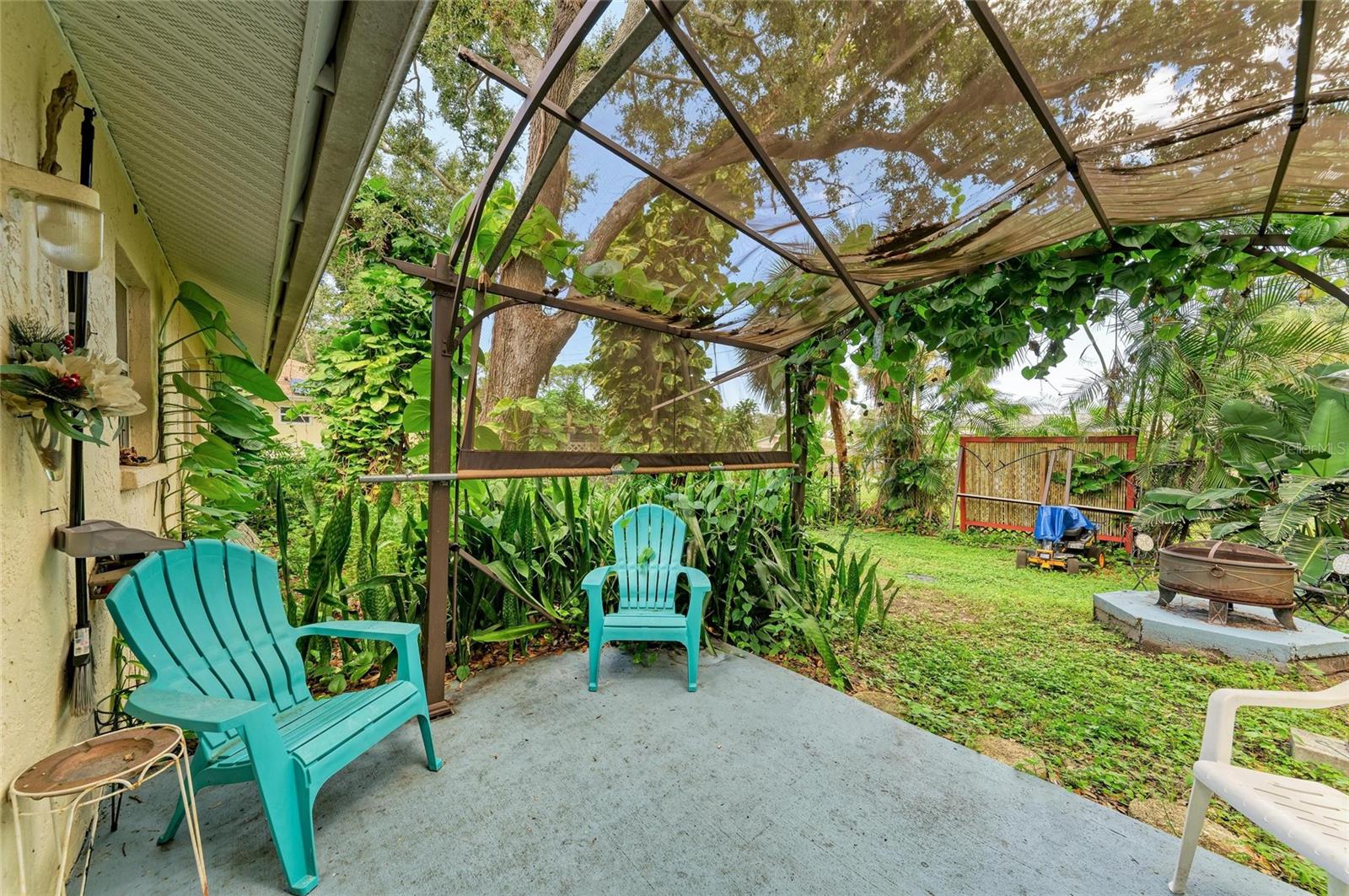 Image 22 of 27 For 620 Burke Road