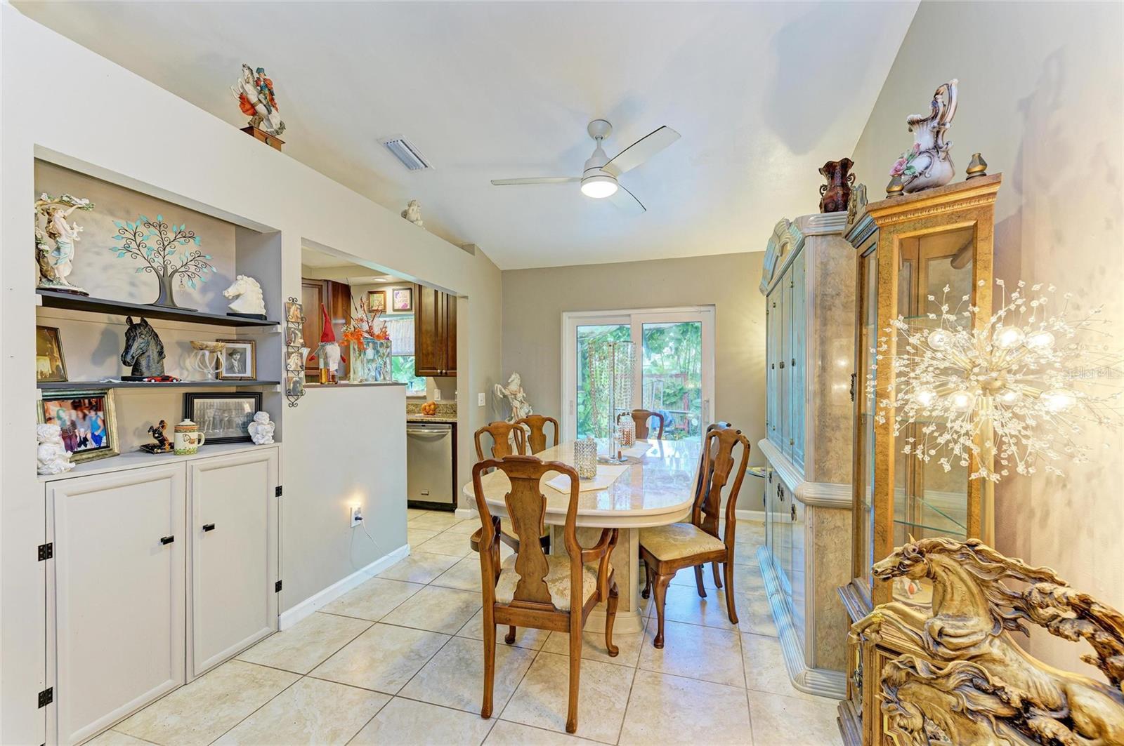 Image 4 of 27 For 620 Burke Road